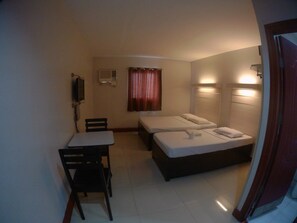 Deluxe Double Room | Desk, iron/ironing board, free WiFi - The Loft Inn (Cagayan de Oro)