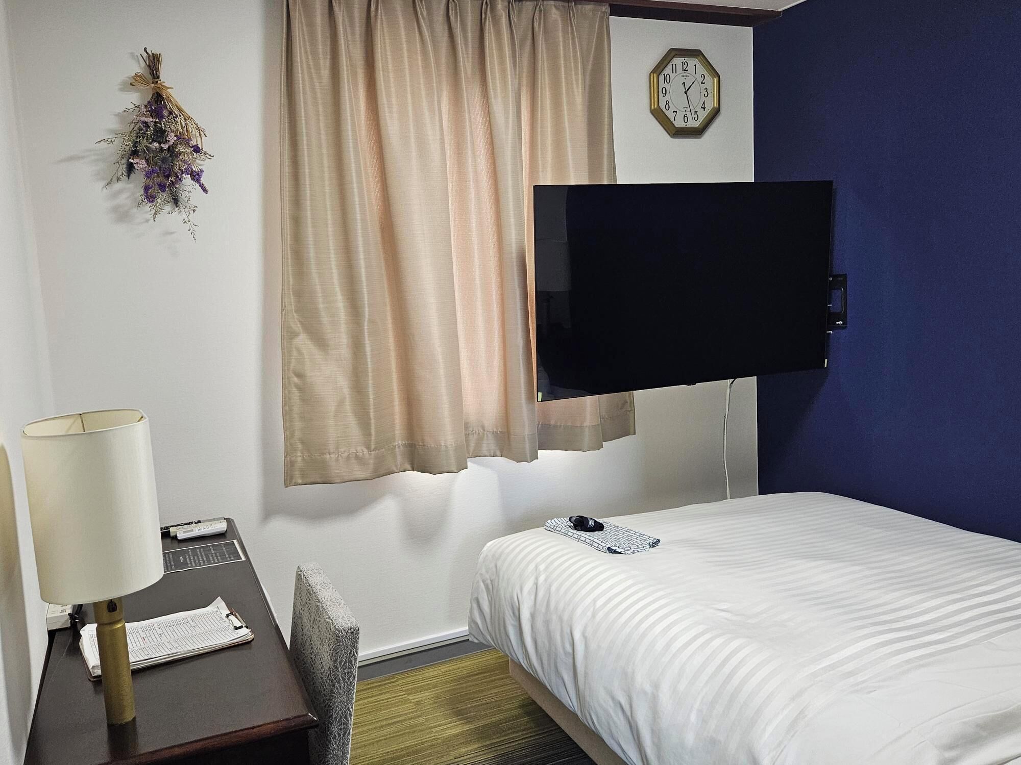 Habitación doble, no fumadores | Sistema de insonorización, tabla de planchar con plancha, wifi gratis