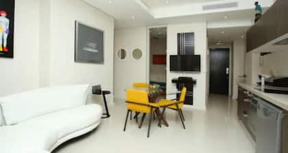 Sandton Skye Apartment - 616