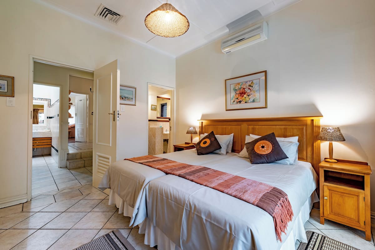 Robin Room | 1 slaapkamer, luxe beddengoed, bedden met traagschuimmatras