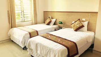Superior Twin Room, Balcony | Premium bedding, down comforters, free minibar items, desk