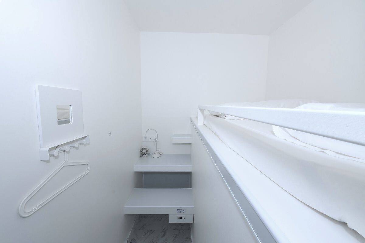 Premium bedding, in-room safe, blackout curtains, free WiFi
