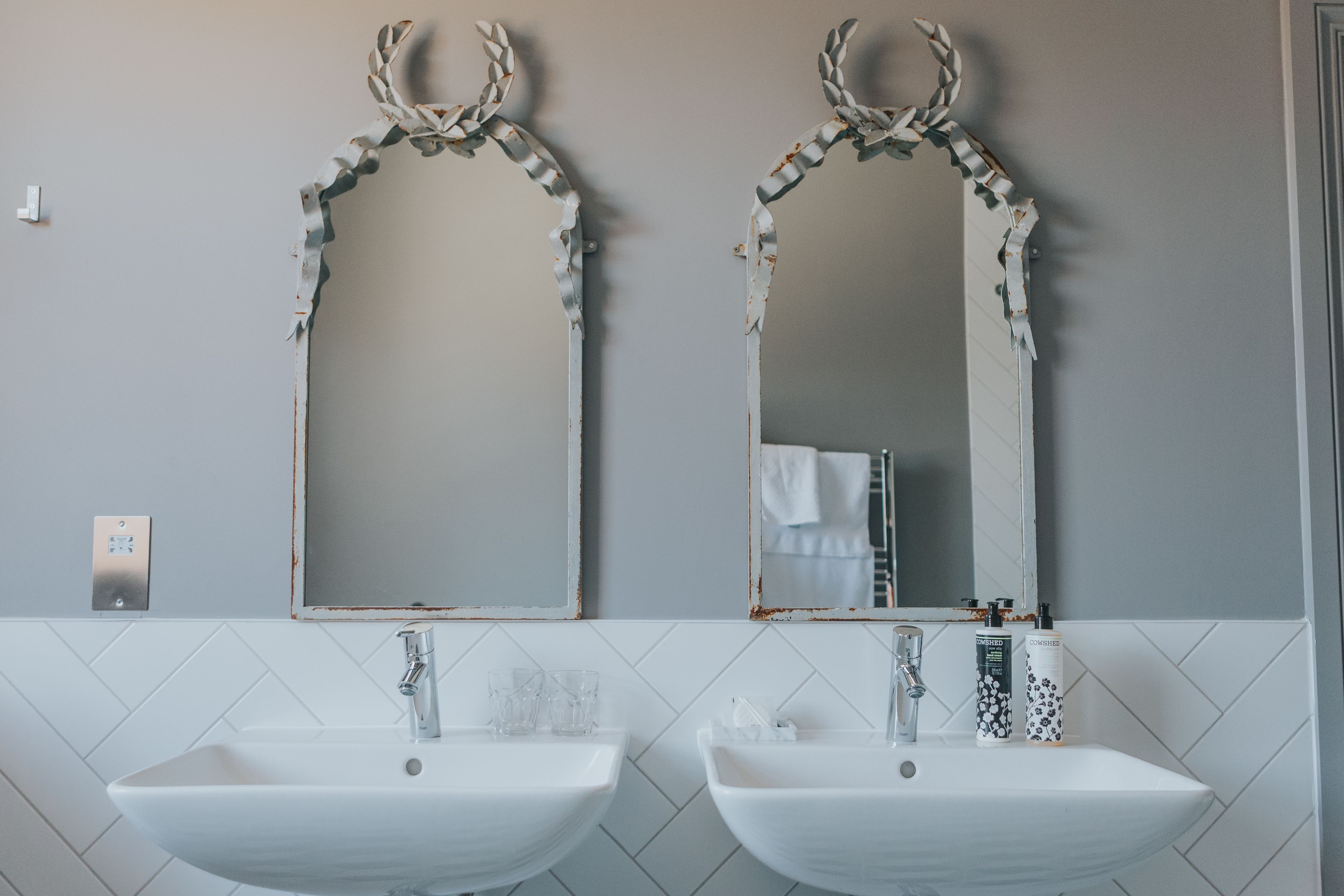 small double room, bathtub | bathroom sink