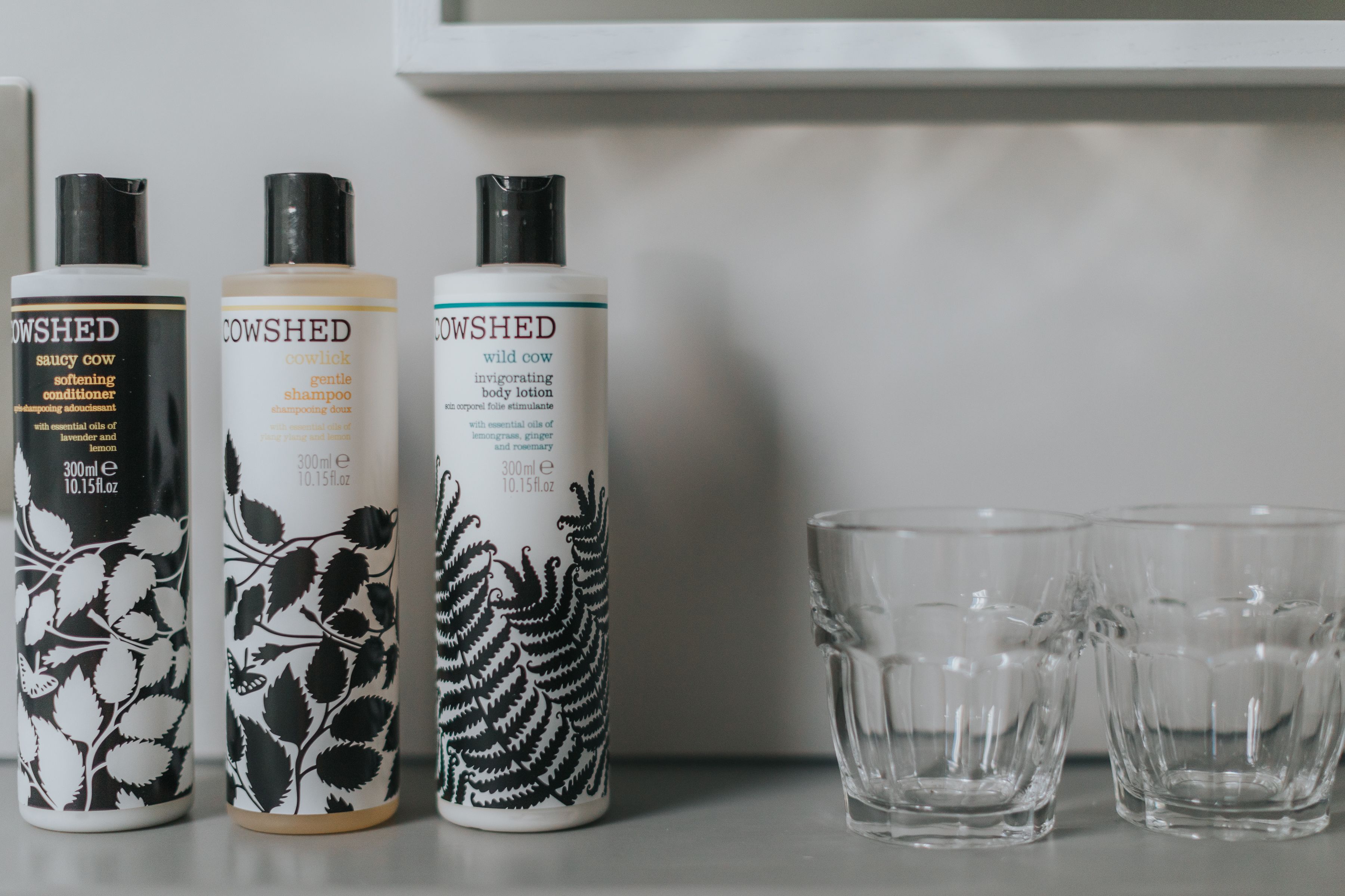 large double room | bathroom amenities | free toiletries, hair dryer, bathrobes, towels