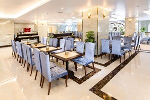 Restaurant - Royal Quang Binh Hotel (Dong Hoi)