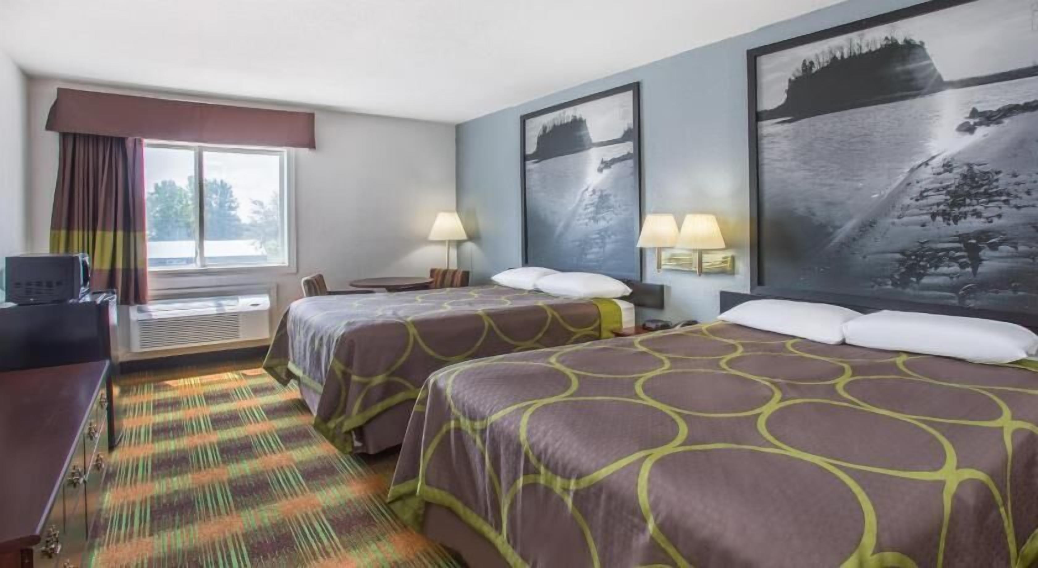 Blackout drapes, iron/ironing board, rollaway beds, free WiFi