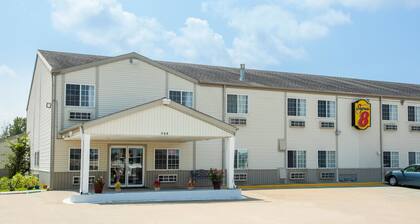 Super 8 by Wyndham Sweet Springs