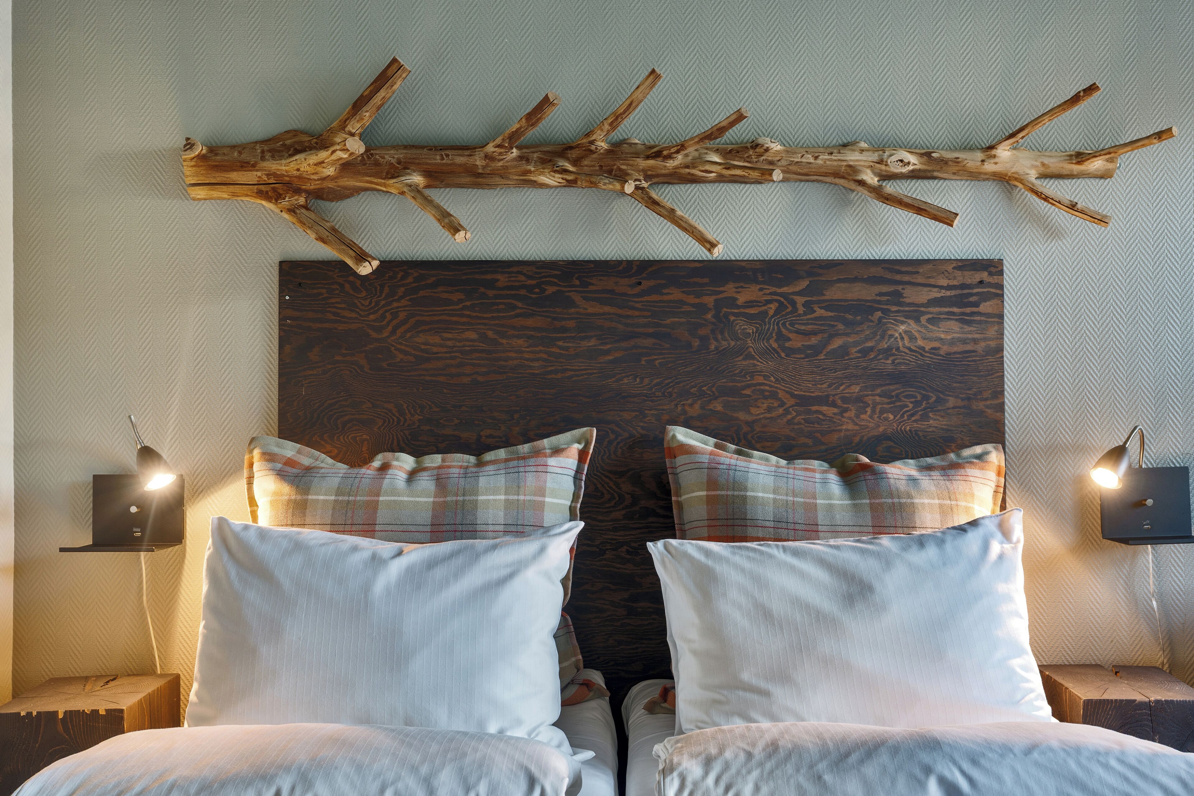 Surmatelas, Wi-Fi gratuit, draps fournis