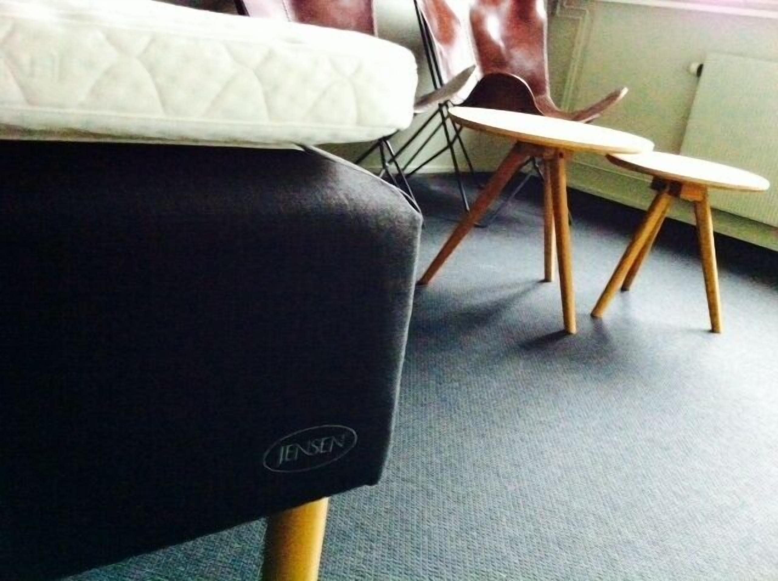 pillow-top beds, free wifi, bed sheets