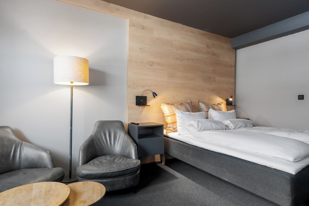 Nytt rom med to soverom | Pillowtop beds, free WiFi, bed sheets