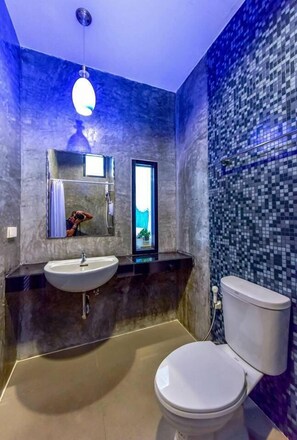Room | In-room safe, blackout curtains, free WiFi - Ocean12 Chic Hotel (Chalong)