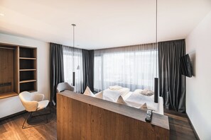 Coffres-forts dans les chambres, Wi-Fi gratuit, draps fournis