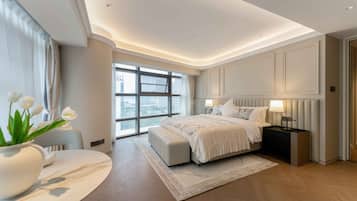 1 bedroom, premium bedding, in-room safe, blackout curtains