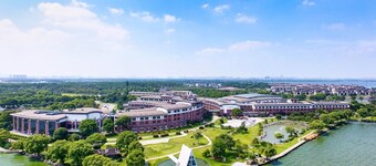 Tongli Lakeview Hotel