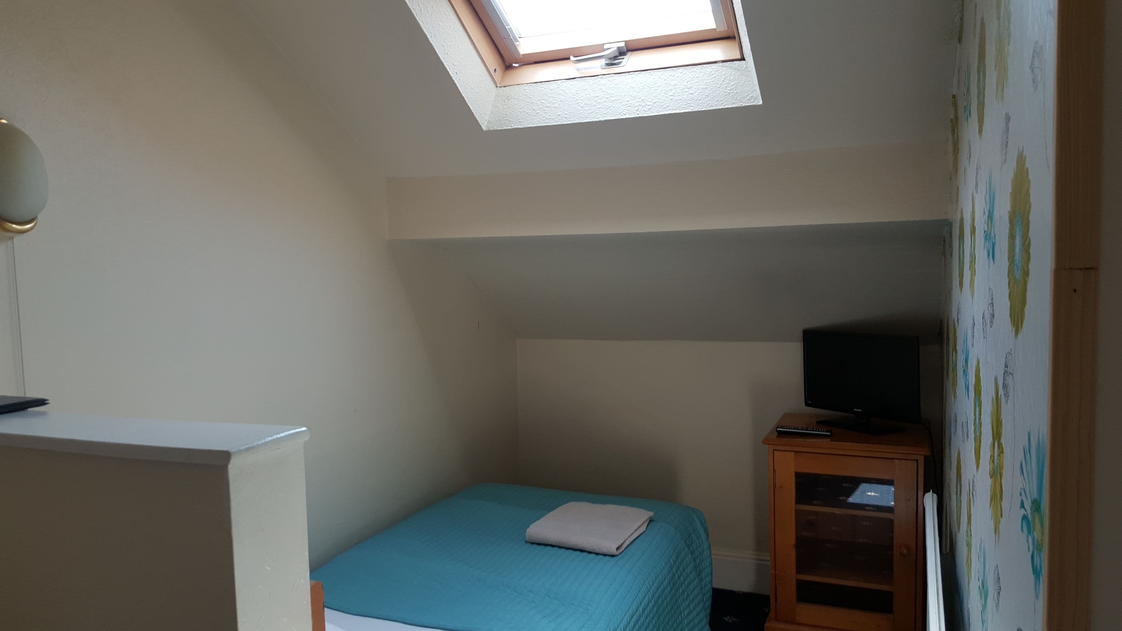 Economy Single Room, 1 Single Bed, Ensuite (Single bed - 206)