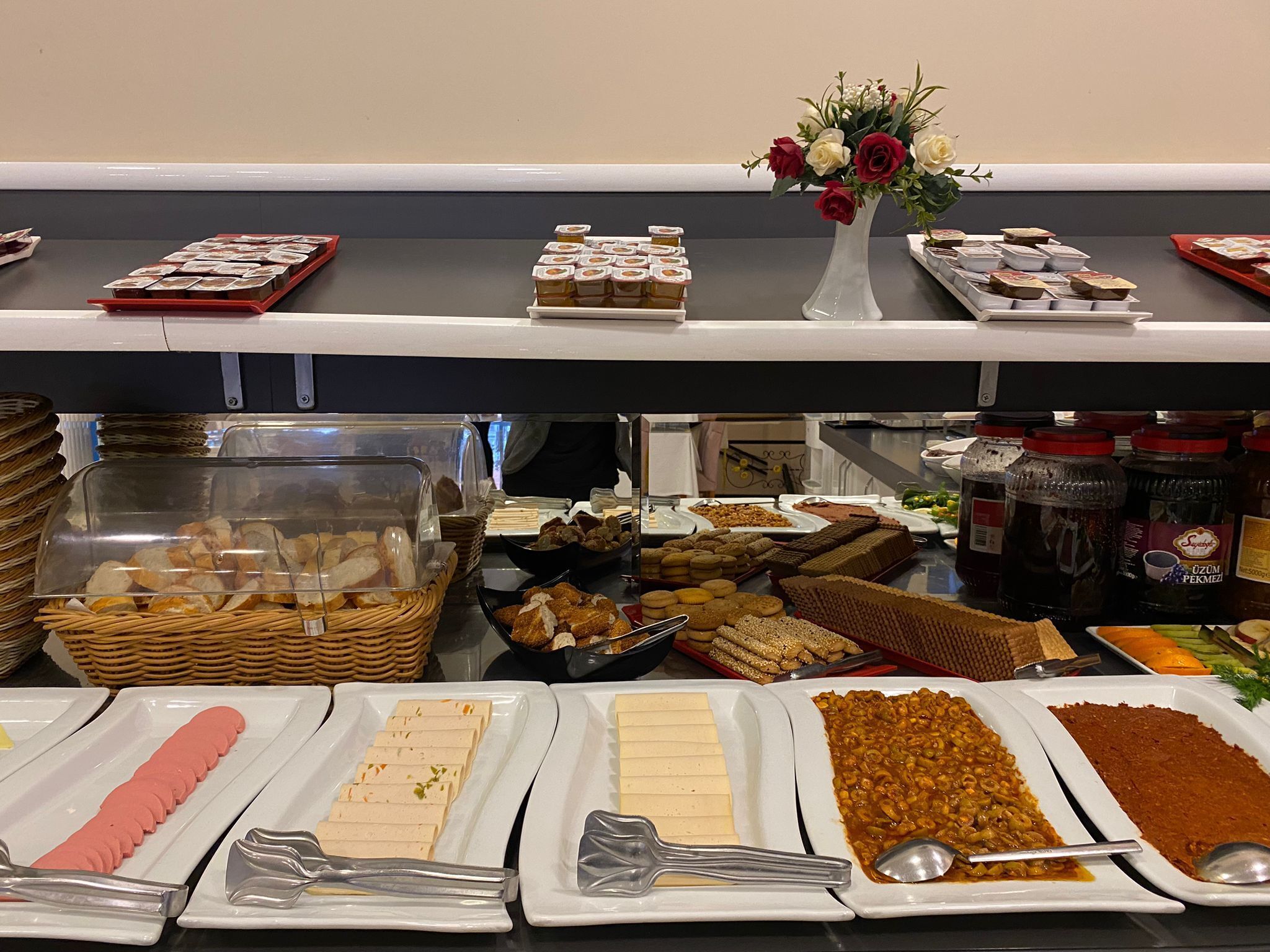 Photo - Magnaura House Hotel