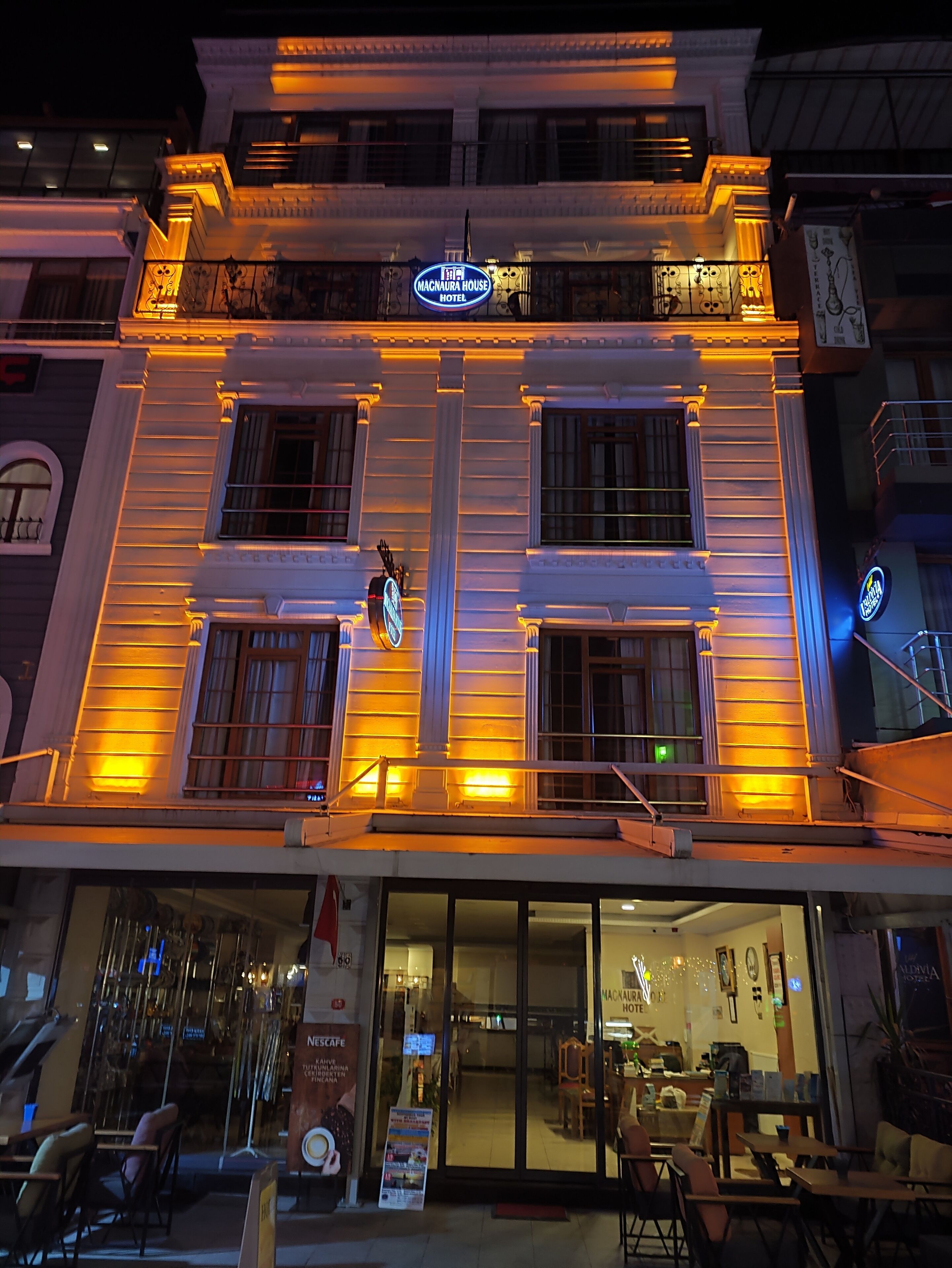 Photo - Magnaura House Hotel