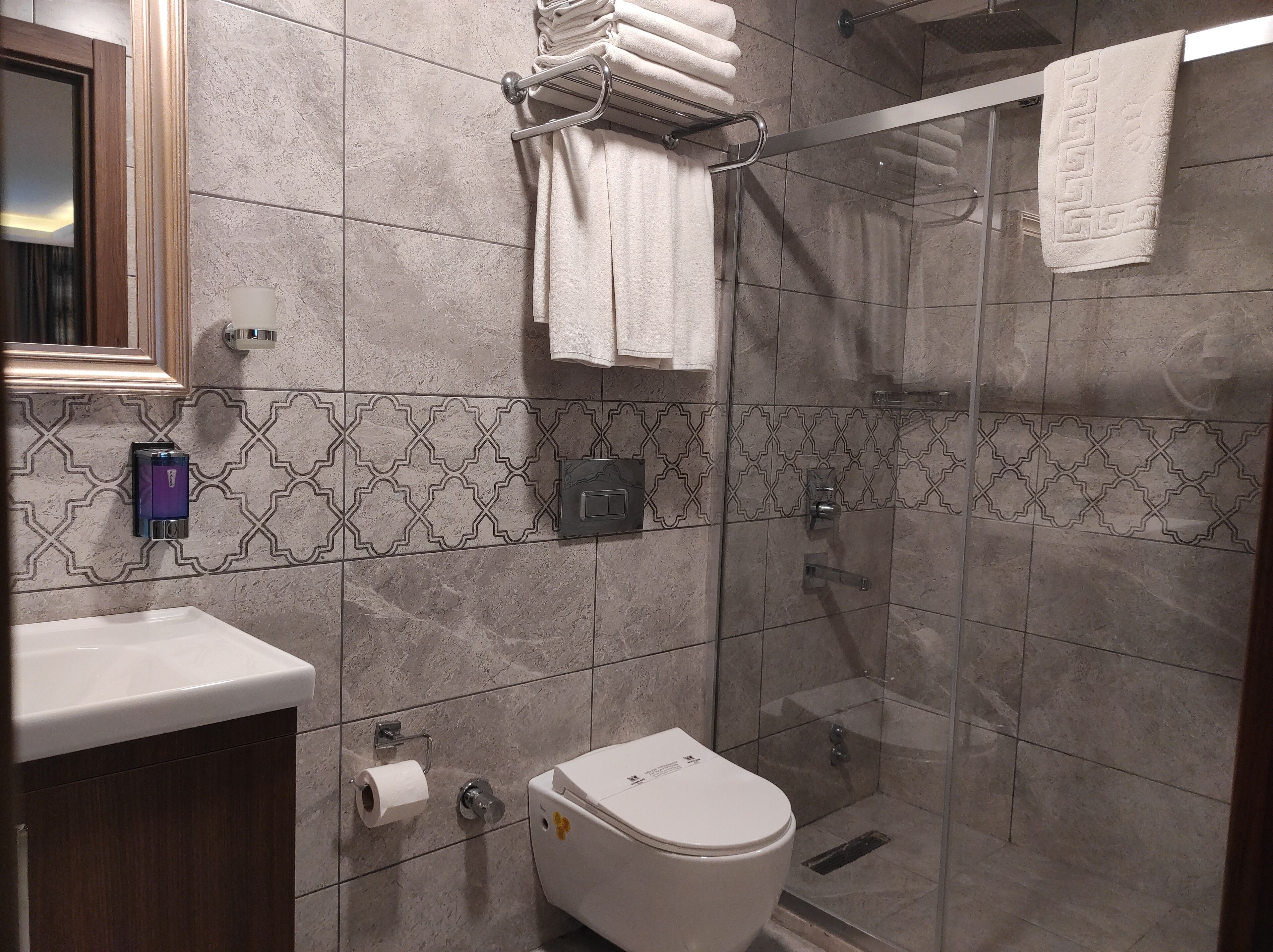 Photo - Magnaura House Hotel