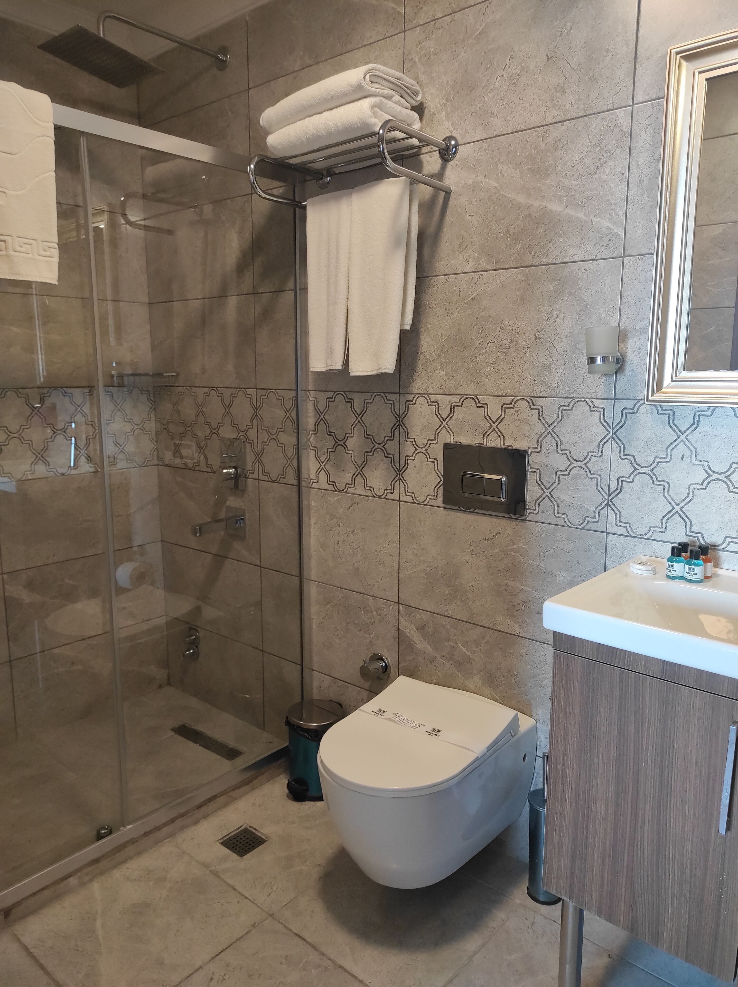 Photo - Magnaura House Hotel