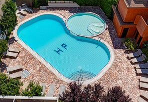 Seasonal outdoor pool - Hotel Piccadilly (Jesolo)