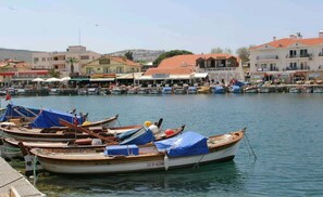 ميني بار وواي فاي مجانًا