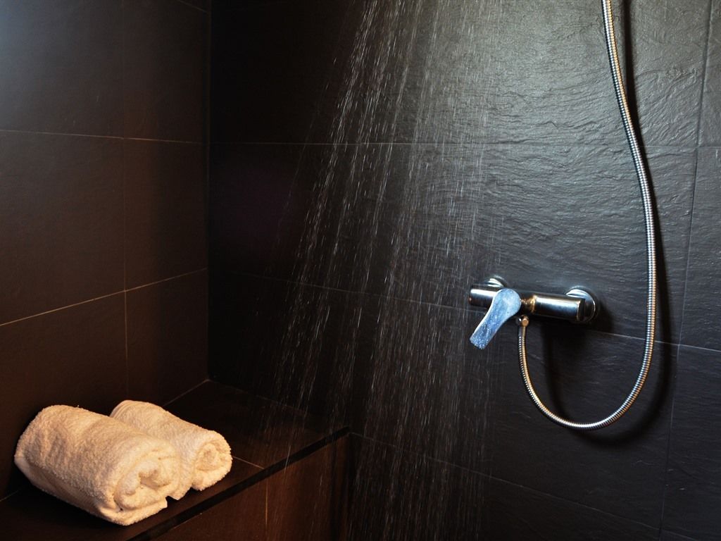 Superior-Doppelzimmer, eigenes Bad (NUMERO 2) | Badezimmer | Handtücher