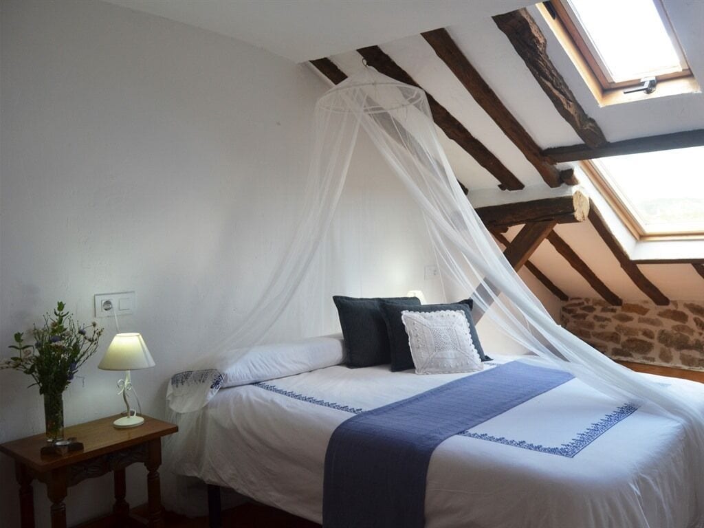 Chambre Double Supérieure, salle de bains attenante (NUMERO 4) | Wi-Fi