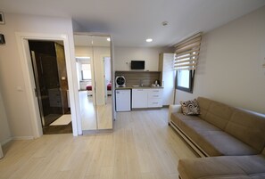 Ropa de cama de alta calidad, minibar y cortinas blackout 