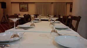 Se sirven desayunos, almuerzos y cenas