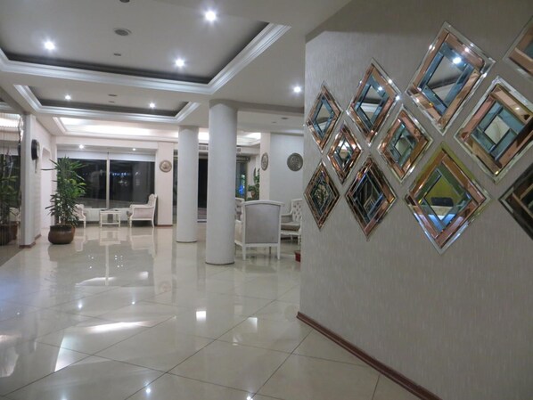 Lobby - Ozilhan Hotel (Ankara)