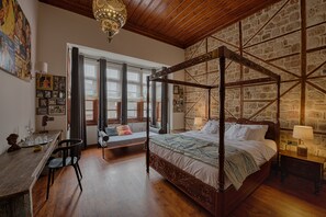 Chambre du Maharaja Grand Double Room | 客室ごとに異なる装飾、客室ごとに異なるインテリア、遮光カーテン、アイロン / アイロン台