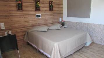 Minibar, escritorio, cortinas blackout y wifi gratis