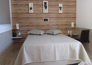 Minibar, desk, blackout curtains, free WiFi - Resort Hotel Atlantic City Náutico Clube (Teresina)