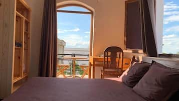 Deluxe Double Room, Terrace | Minibar, in-room safe, individually decorated, individually furnished