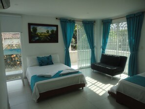 Chambre Quadruple Luxe, balcon