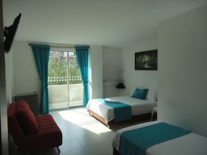 Quadruple Room, Balcony | Free WiFi - Brizzamar Hotel (Santa Marta)