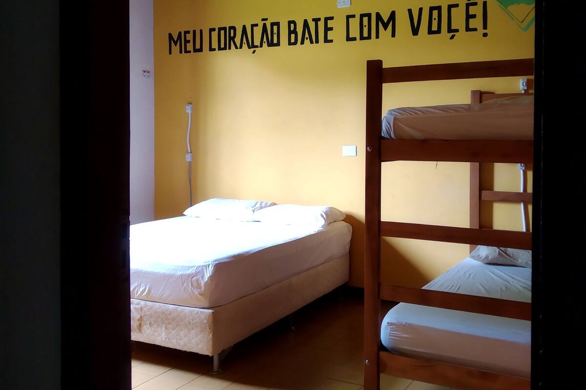 Classic Double Room, Shared Bathroom | 3 bilik tidur, Wi-fi percuma