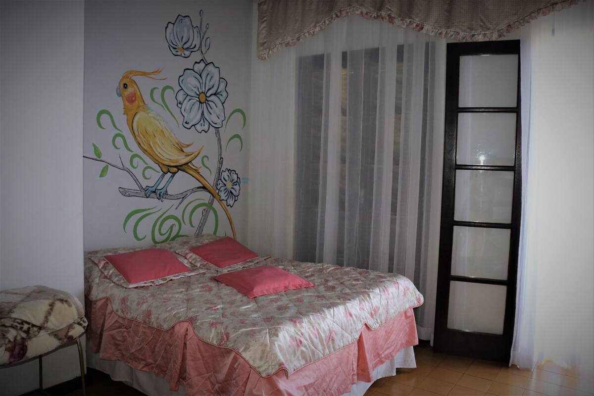 Classic Suite, 1 Katil Ratu (Queen), Private Bathroom | 3 bilik tidur, Wi-fi percuma