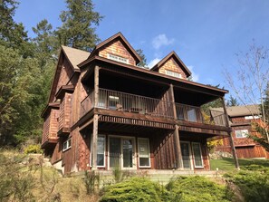 Exterior - The Cottages on Salt Spring Island (Salt Spring Island)