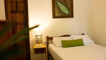 Double Room, 1 Double Bed | 1 bedroom, hypo-allergenic bedding, minibar, free WiFi