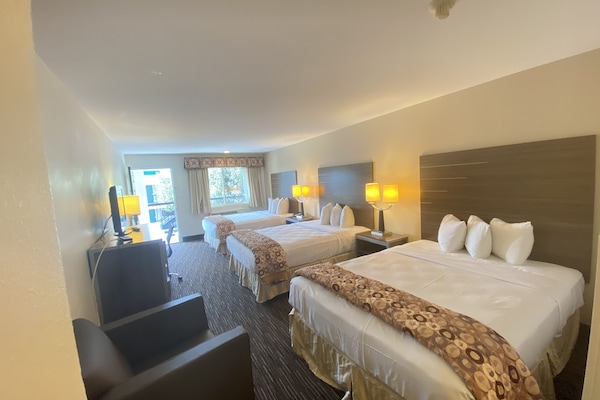 Desk, iron/ironing board, free WiFi, bed sheets
