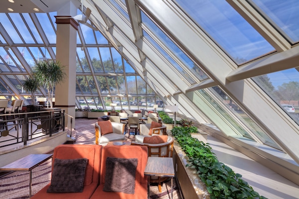 Lobby-Lounge