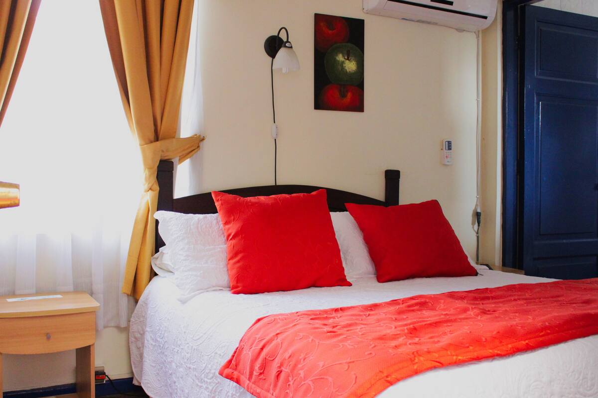 Standaard tweepersoonskamer, 1 tweepersoonsbed | Een bureau, gratis wifi