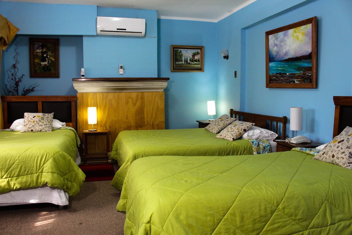 Family Room, Multiple Beds | Desk, free WiFi