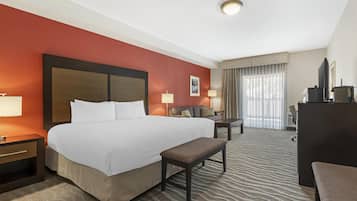 Standard Room, 1 King Bed, Accessible, Balcony (Balcony) | Hypo-allergenic bedding available, desk, laptop workspace, soundproofing