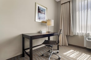Standard Room, 1 King Bed, Accessible, Refrigerator & Microwave (Refrigerator & Microwave) | Hypo-allergenic bedding available, desk, laptop workspace, soundproofing - Best Western Plus Merritt Hotel (Merritt)