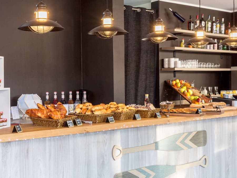 Dagelijks ontbijtbuffet (EUR 17 per persoon)