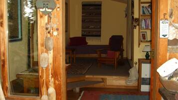 Premium bedding, in-room safe, desk, soundproofing