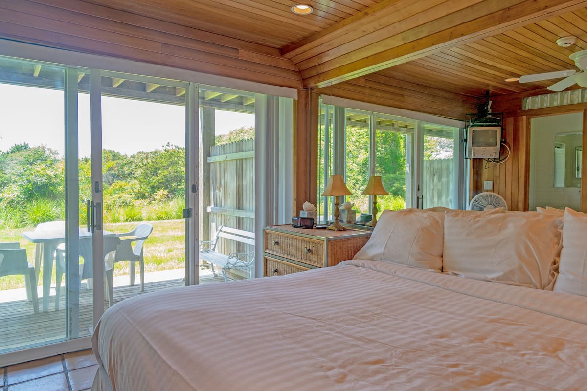 Economy Apartment | Bed sheets