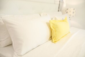 Deluxe appartement, 1 kingsize bed, terras, tuin | 1 slaapkamer, luxe beddengoed, een strijkplank/strijkijzer